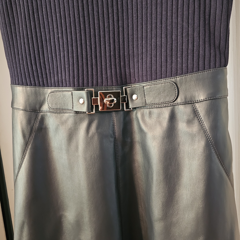 Studio Black Ribbed Top - Picture 4 of 10